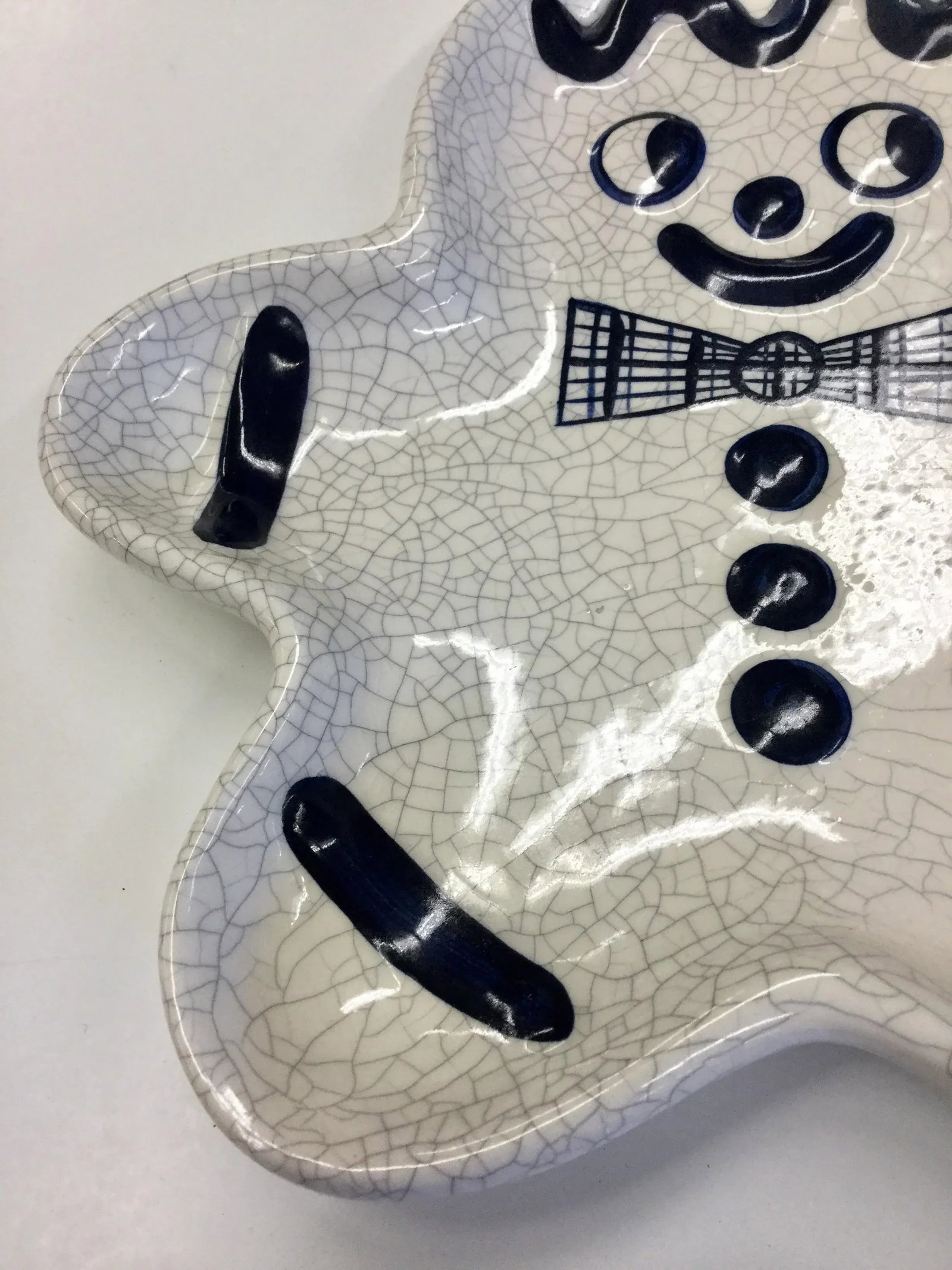 Artisan Crackle Glaze Gingerbread Candy Dish - 2