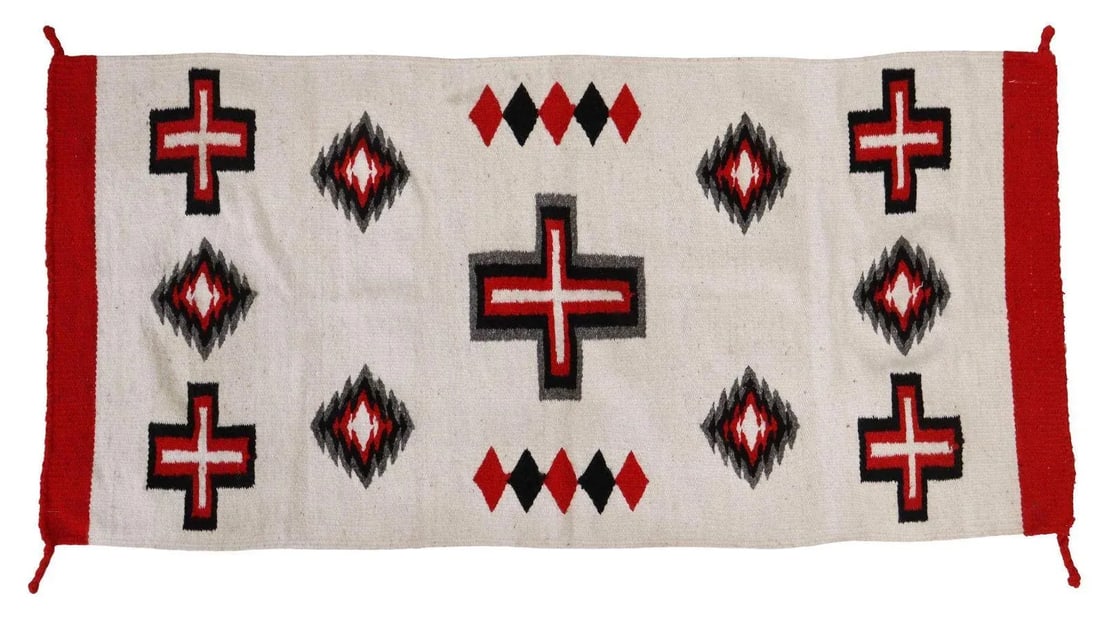 Vintage White Navajo Style Wall Hanging Rug - 2