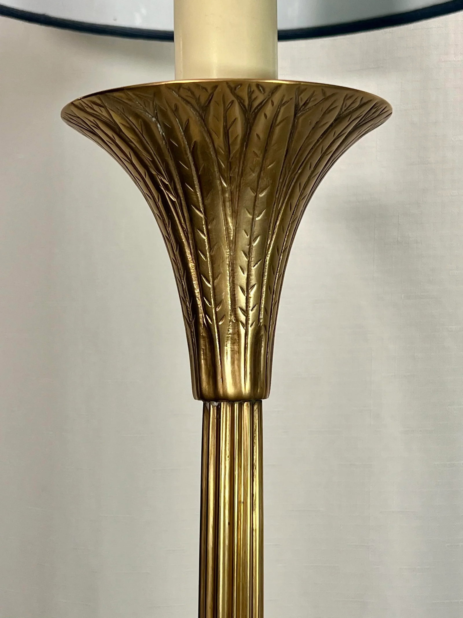 Vintage 1970s Hollywood Regency Brass "Golden Peaches" Lamp Attributed to Chapma - 4