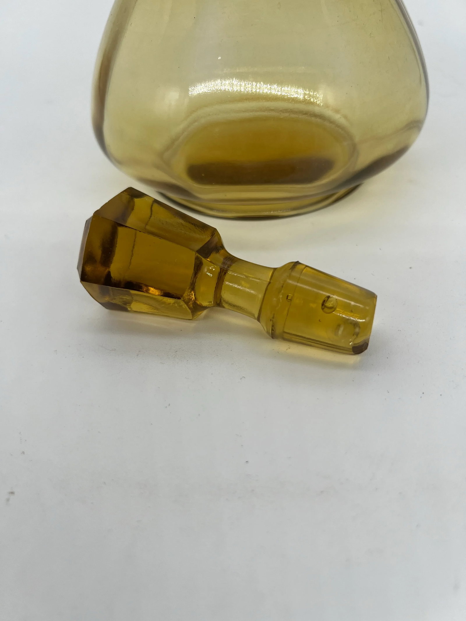 Vintage Amber Glass Decanter With Stopper - 8