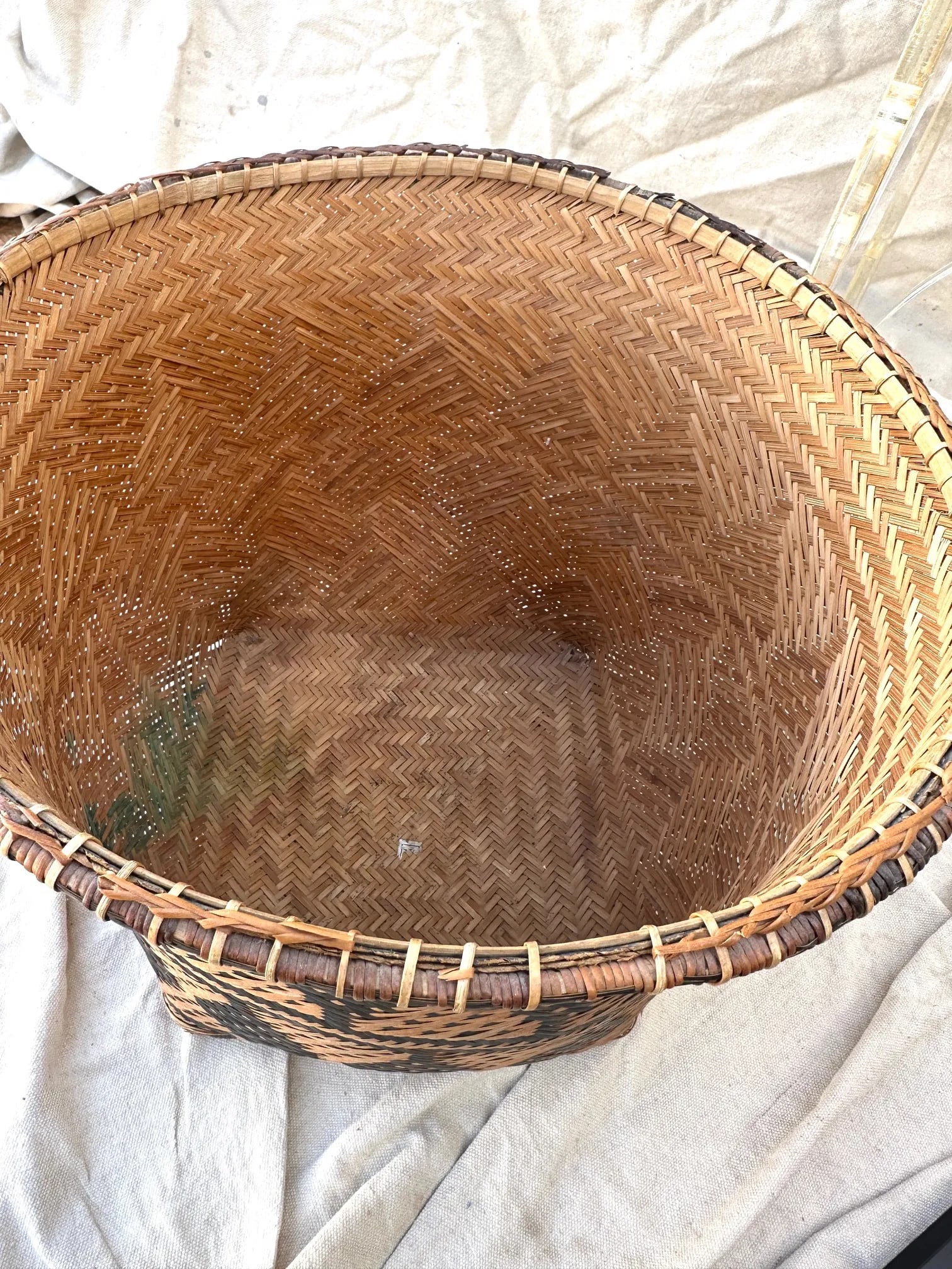 Vintage Palawan Woven Rattan Basket - 4