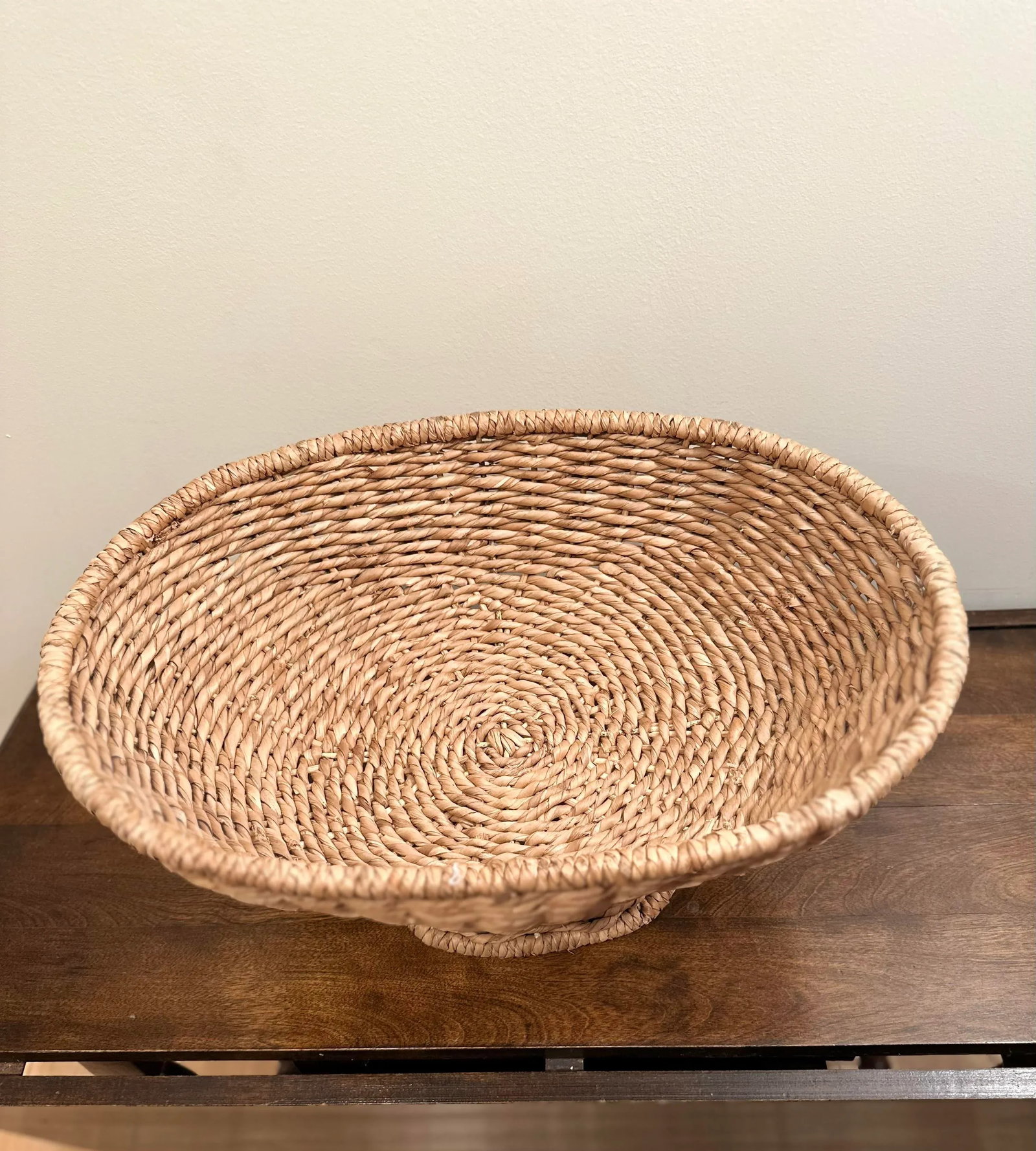 Large Sea Grass Rattan Pedestal Basket Woven Bowl - 10