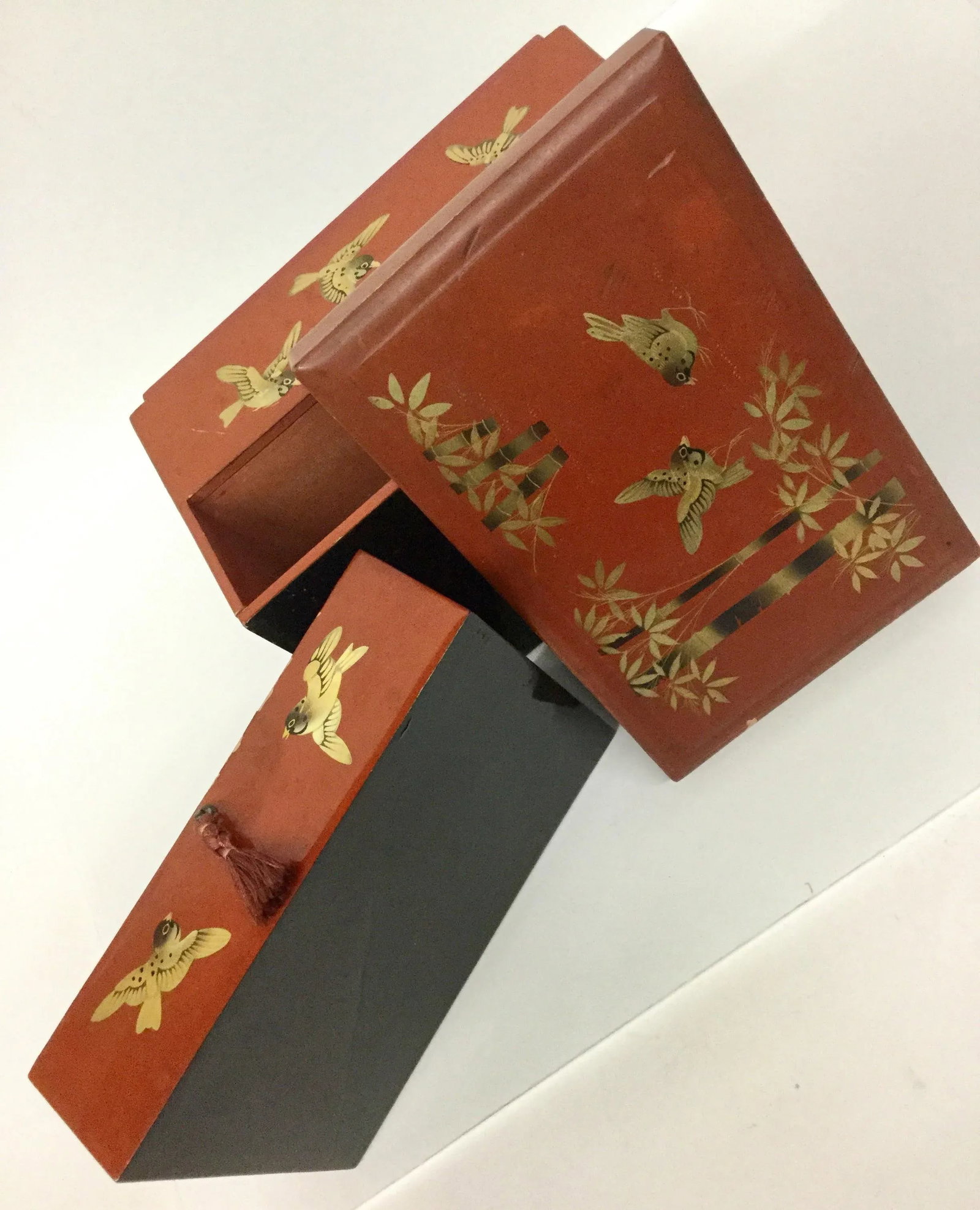 1930s Vintage Japanese Lacquerware Hand-Painted Jewelry Box - 12
