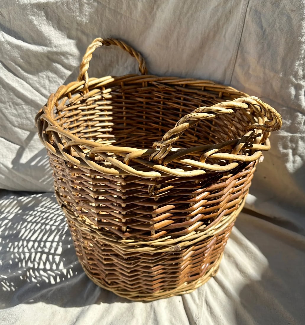 Rustic European Style Storage Basket - 5