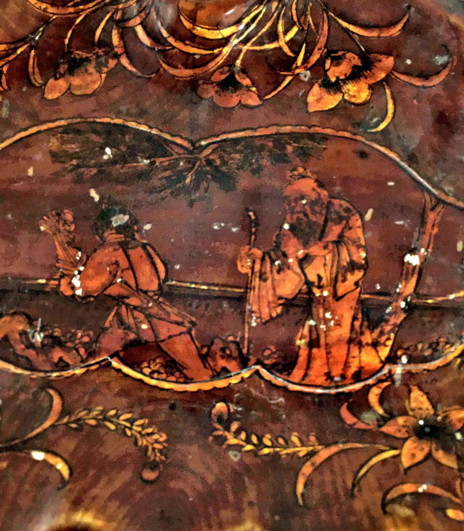 1900s Chinese Wood Platter Tray With Gold Painting - 2