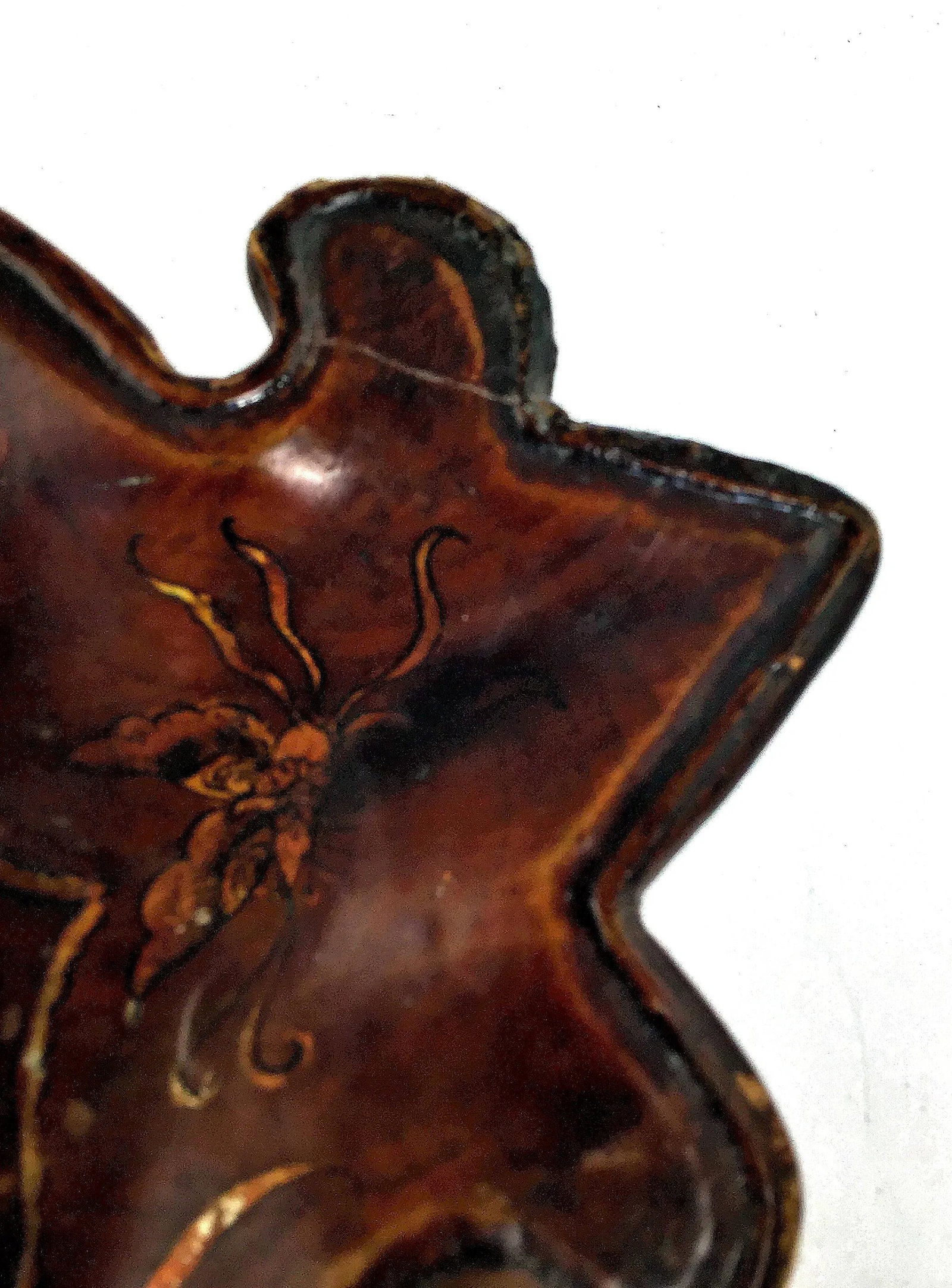 1900s Chinese Wood Platter Tray With Gold Painting - 6