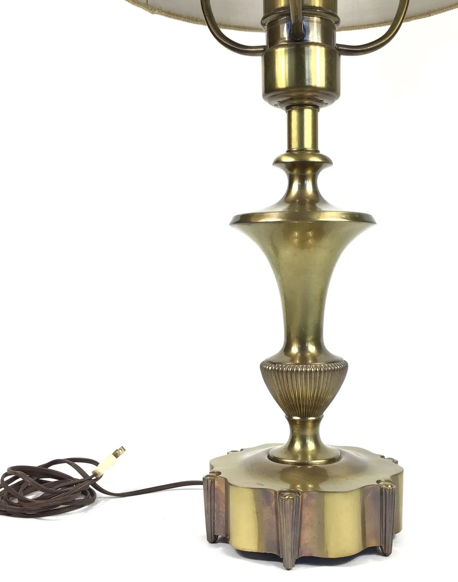 1950s Large Brass Neoclassical Table Lamp With Shade - 3