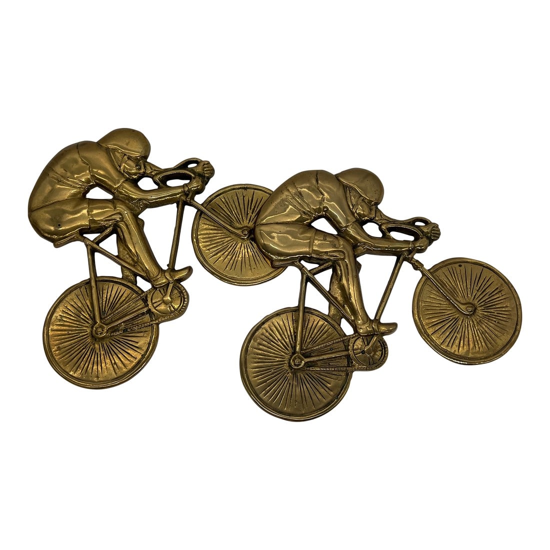 Mid Century Cycling Racers Wall Hanging Tour De France: Mid century wall sculpture made of solid brass depicts two cyclists racing. This is a rare piece! Two cyclists in the tuck position leading the peloton. Hangers on back of piece. Perfect gift for the
