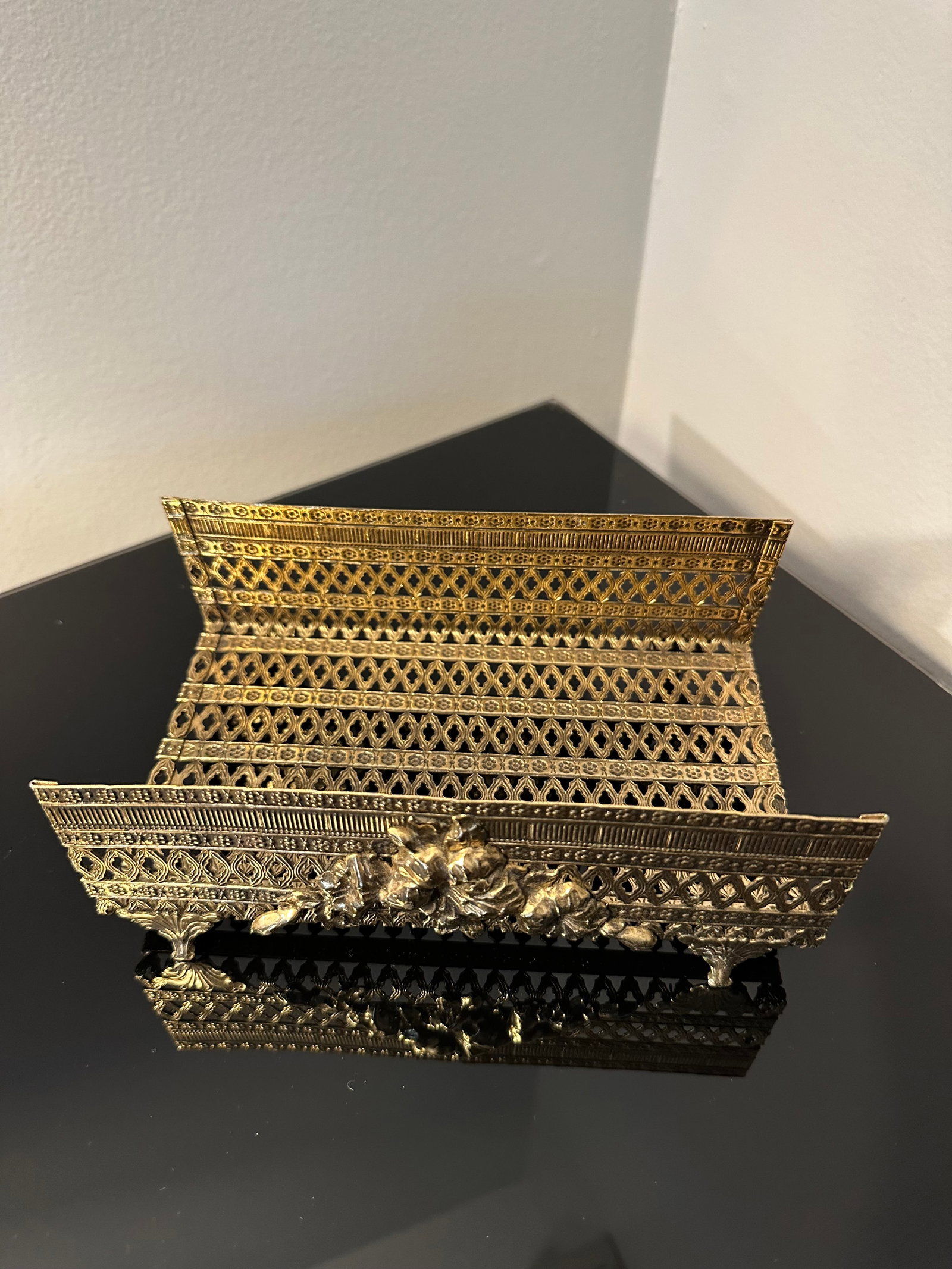 Vintage Gold Tone Filigree Metal Tissue Box - 2