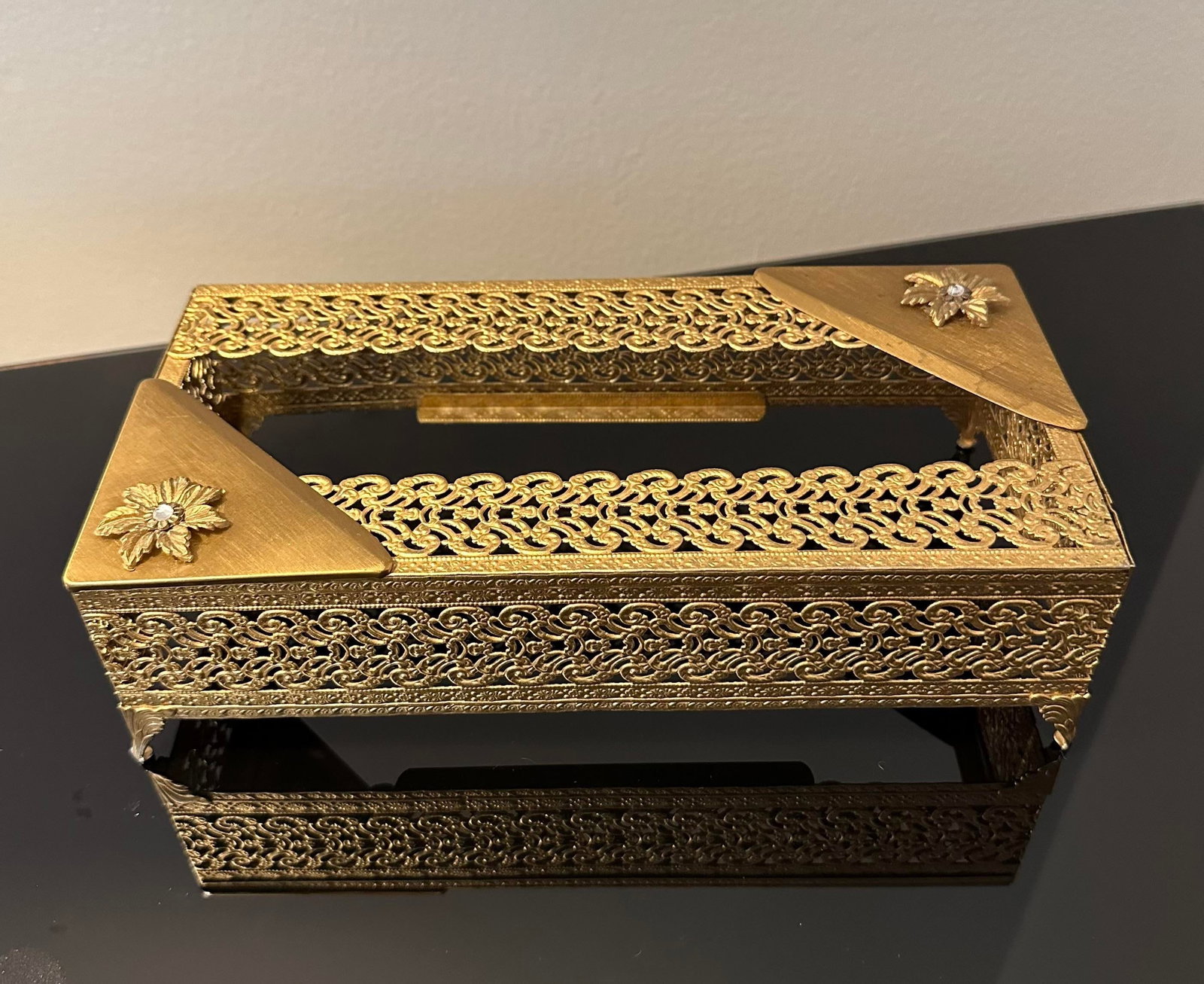 Vintage Gold Tone Filigree Metal Tissue Box Cover - 2