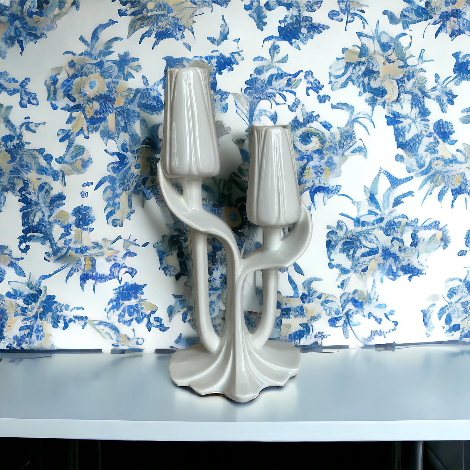 Vintage White Tulip Candle Holder Maddux of California - 2