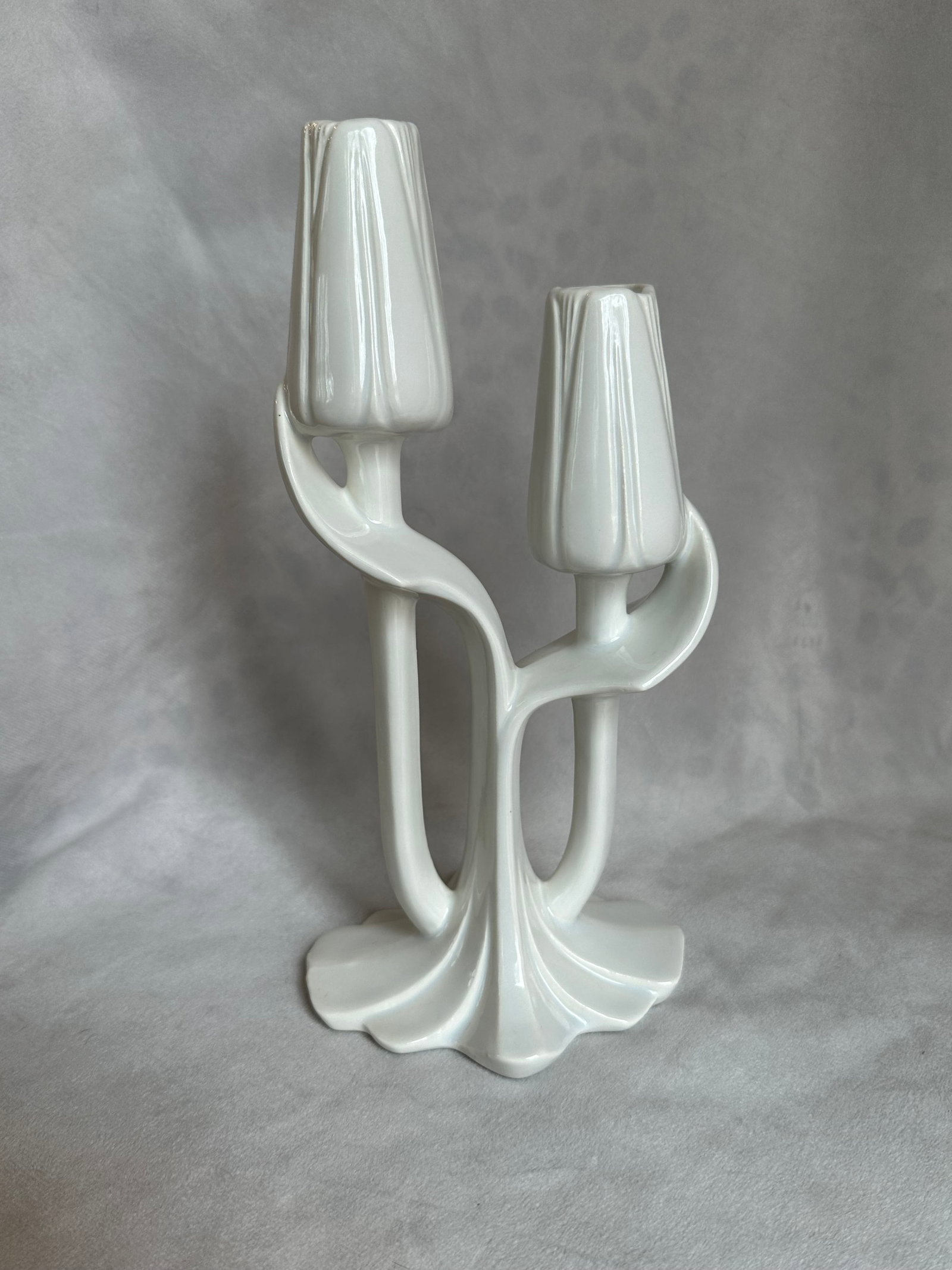 Vintage White Tulip Candle Holder Maddux of California - 3