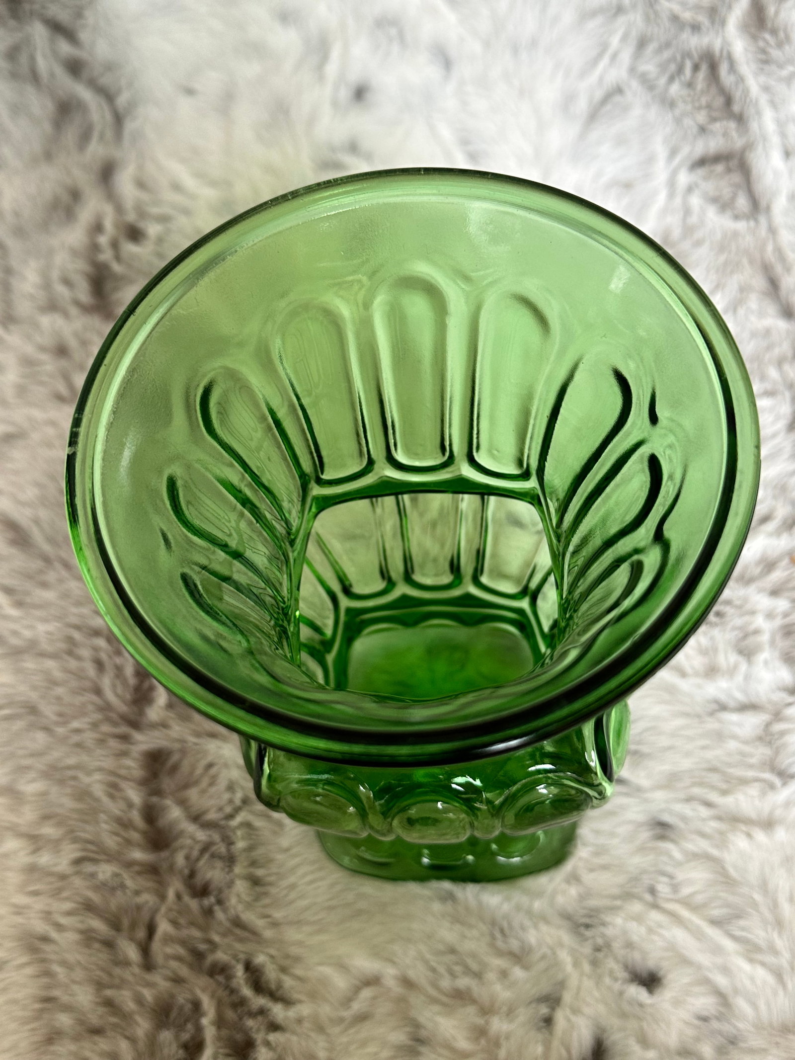 Vintage Art Deco Grecian Roman Green Glass Vase - 10