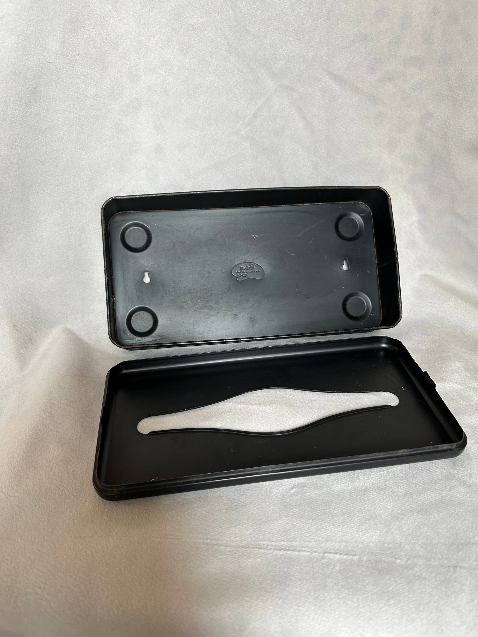 Vintage Metal Black Gold Tissue Box Holder - 5