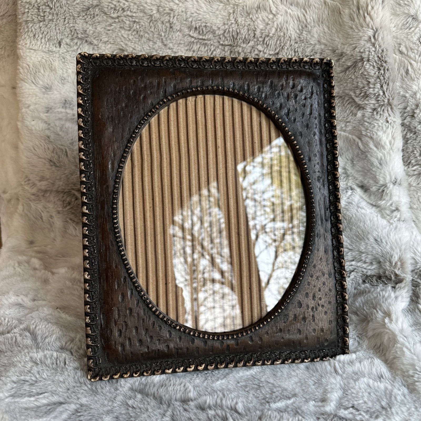 Late 20th Century African Safari Style Oval Tabletop Picture Frame - 11