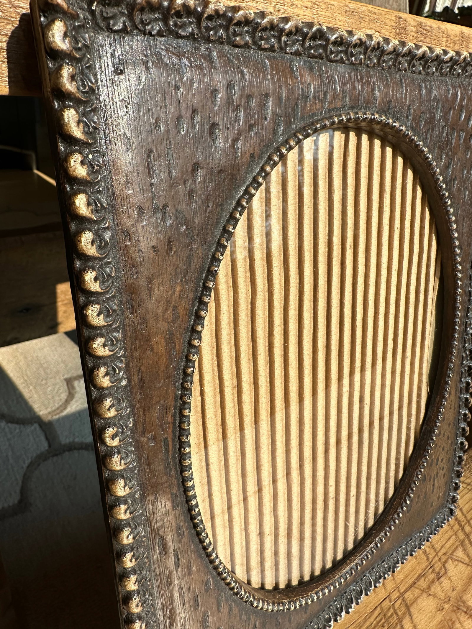 Late 20th Century African Safari Style Oval Tabletop Picture Frame - 7