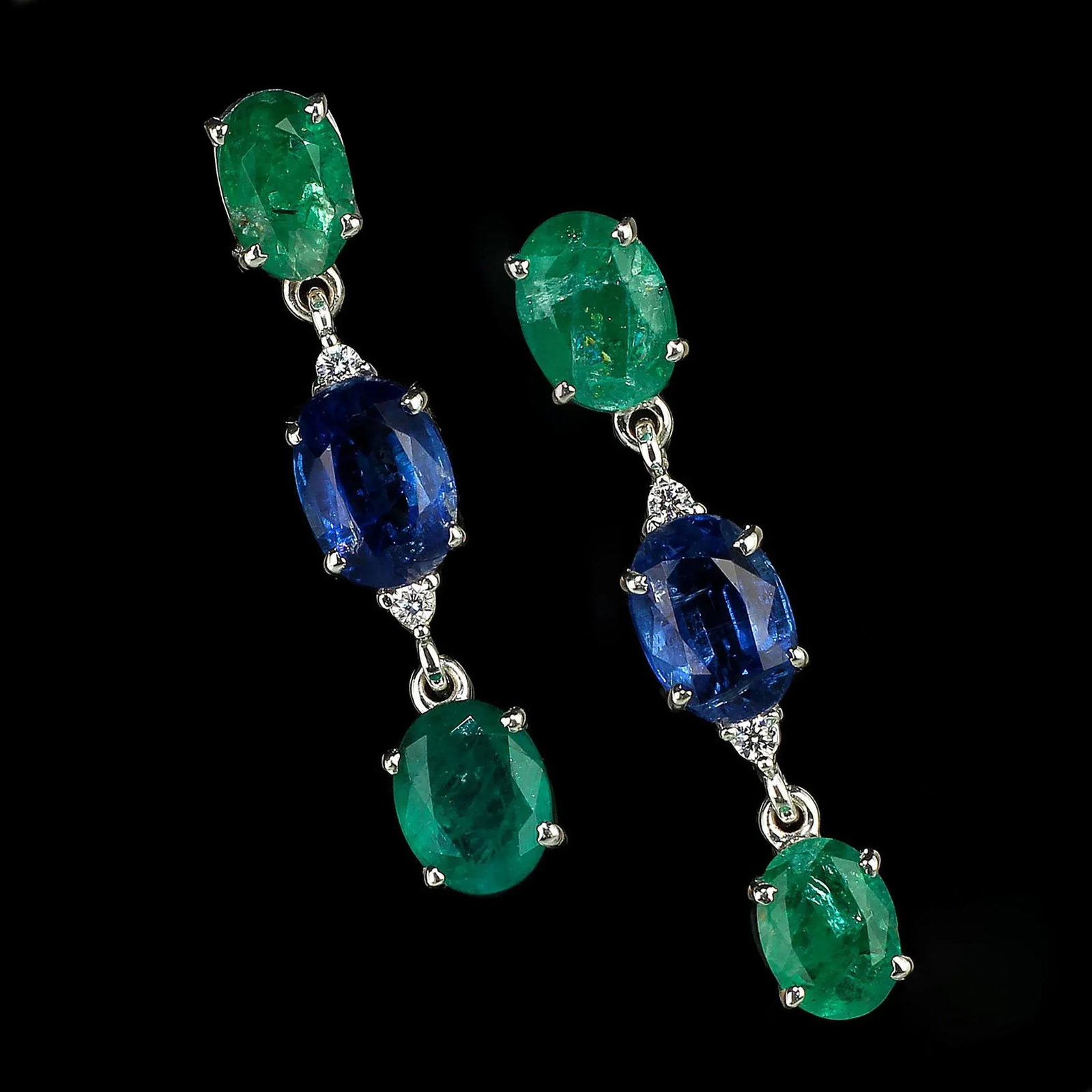 Emerald and Kyanite Dangle Earrings - 2 Pieces - 4