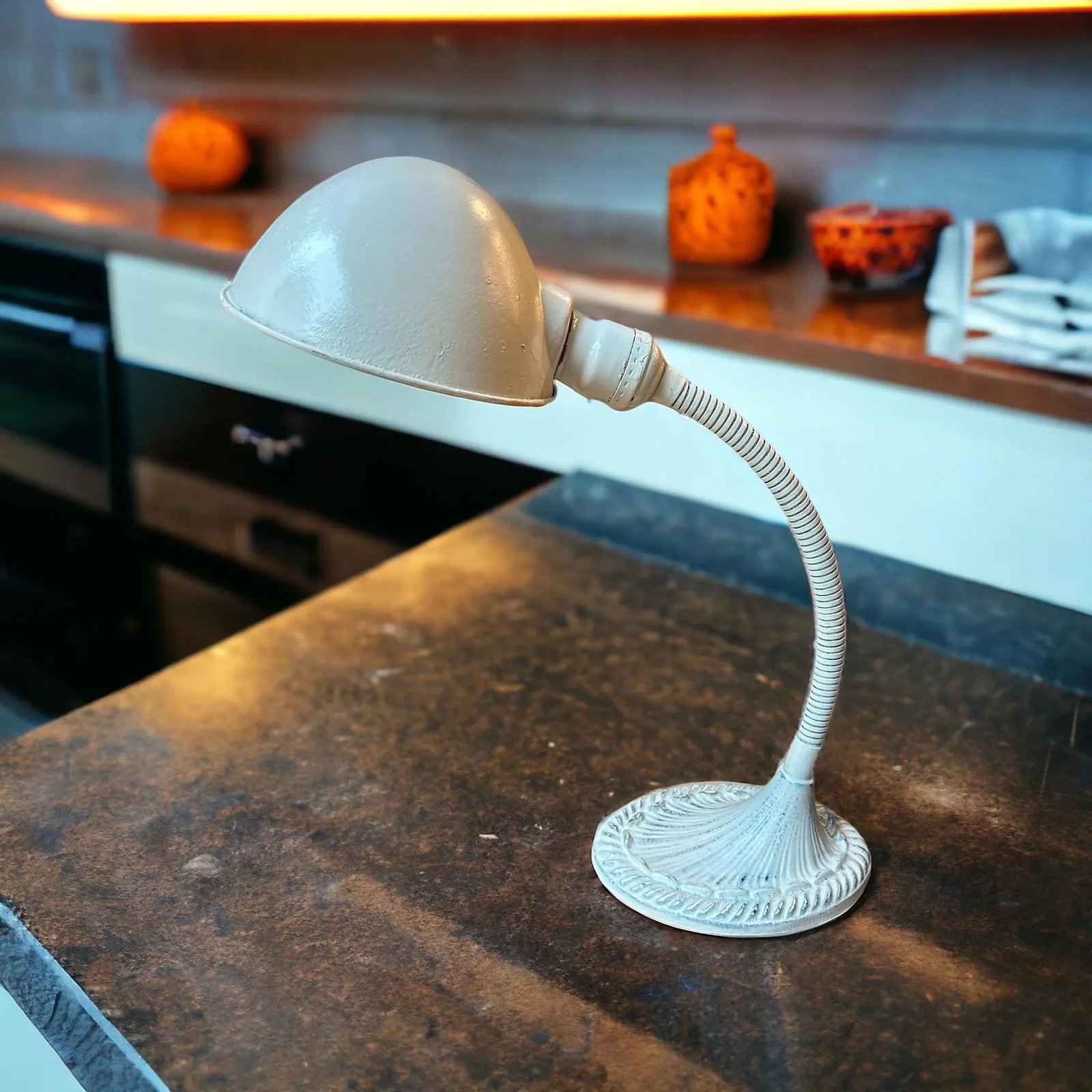 Early 20th Century Cast Iron Gooseneck Desk Table Lamp by Eagle - 10