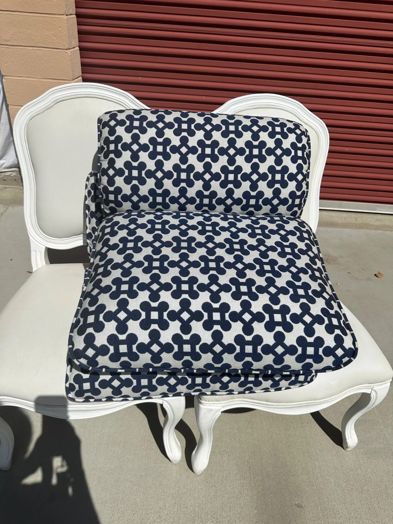 Pair of Navy Blue & White Geometric Outdoor Chair Cushions - 3