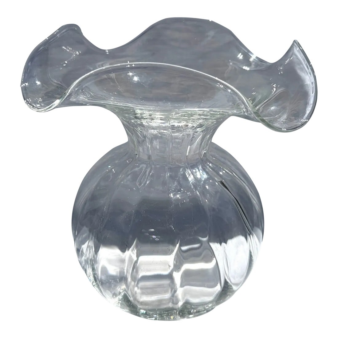 Vintage Lancel Paris Blown Glass Hibiscus Flower Vase: Vintage Lancel Paris Blown Glass, Hibiscus Flower Vase. Ribbed pattern on base with a ruffled collar. Perfect for any room. 10in h x 9in w 2in opening, 6in round bottom Make sure to follow me, I