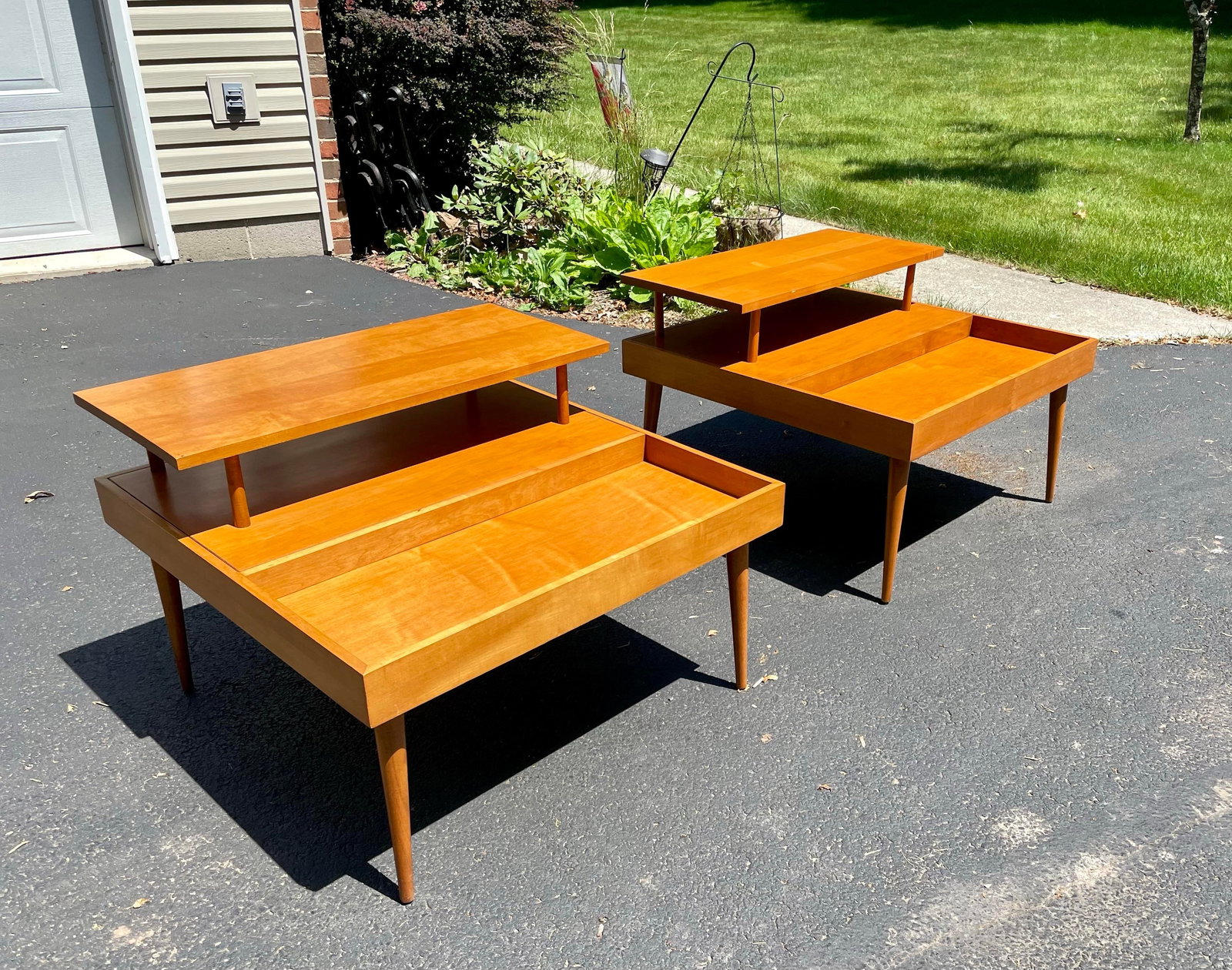 Paul McCobb Planner Group by Winchendon Two Tier Tables - 3