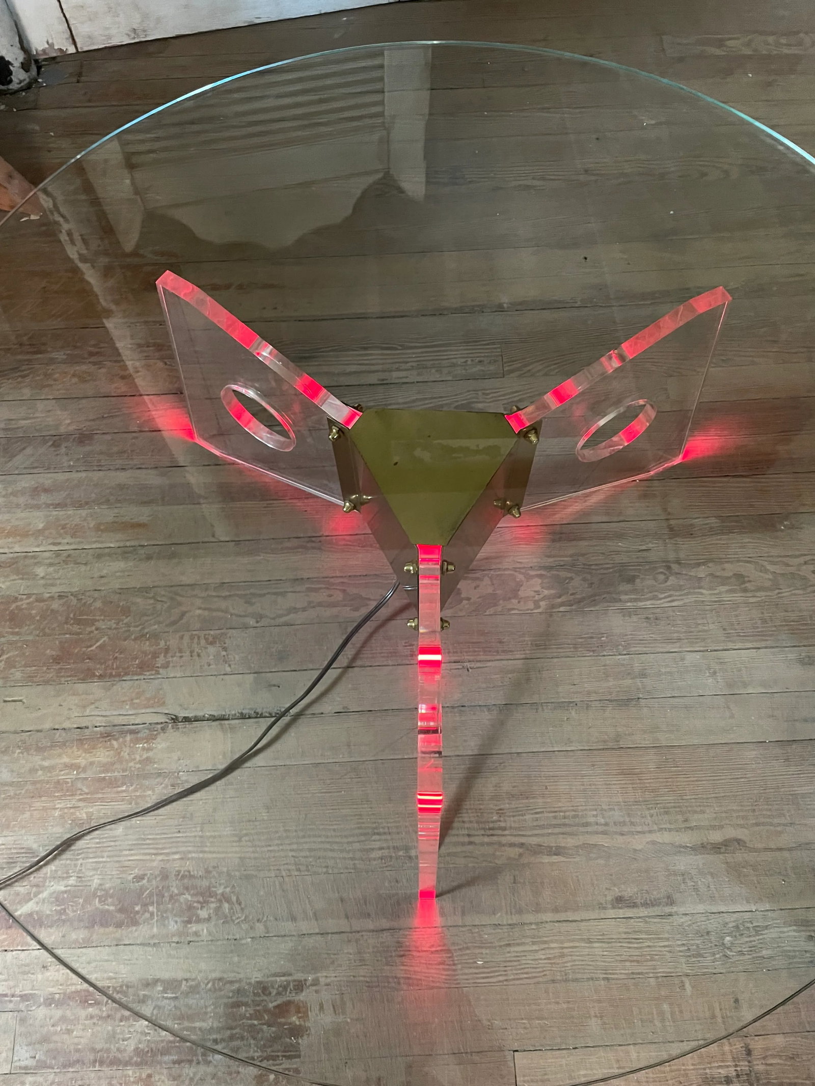 Mid 20th Century Dorothy Thorpe Illuminated Red Coffee Table Lucite Base Round Glass Top - 4