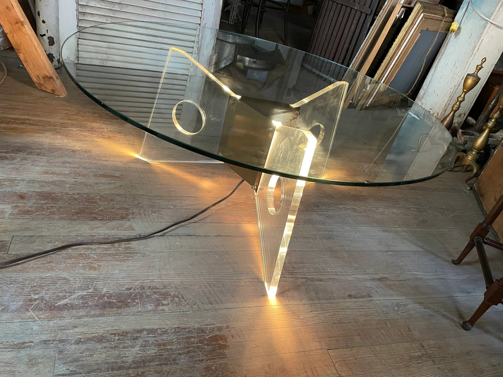 Mid 20th Century Dorothy Thorpe Illuminated Red Coffee Table Lucite Base Round Glass Top - 6