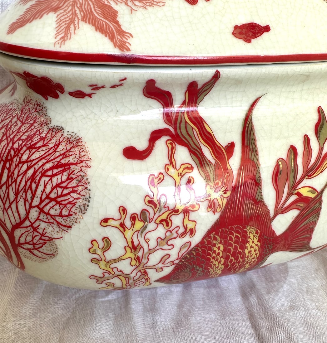 Vintage Chinese Ceramic Decorative Container - 4