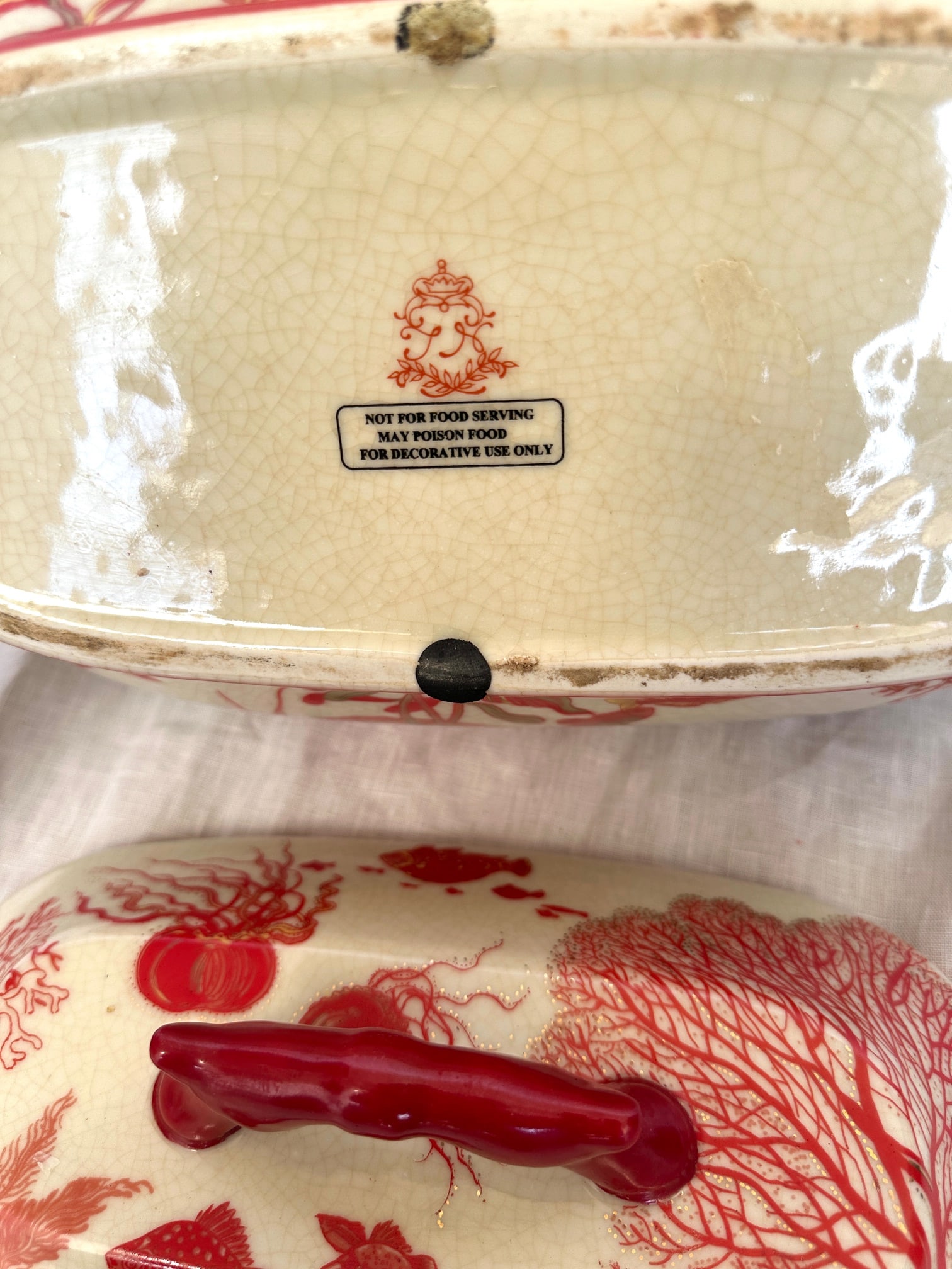 Vintage Chinese Ceramic Decorative Container - 7