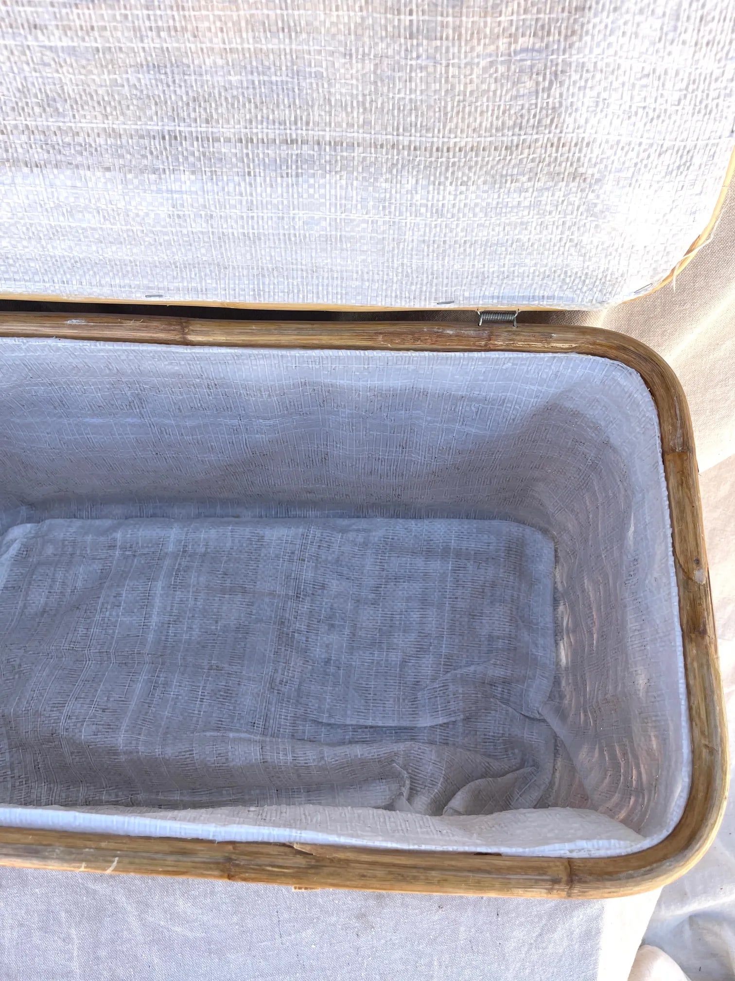 Vintage Bent Bamboo Seagrass Lidded Basket - 7