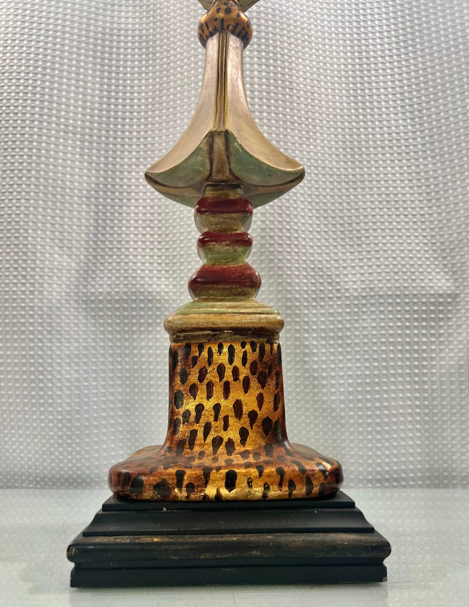 Elegant Vintage John Richard Pagoda Style Column Table Lamp - Unique Home Decor Accent Sales Pitch - 4