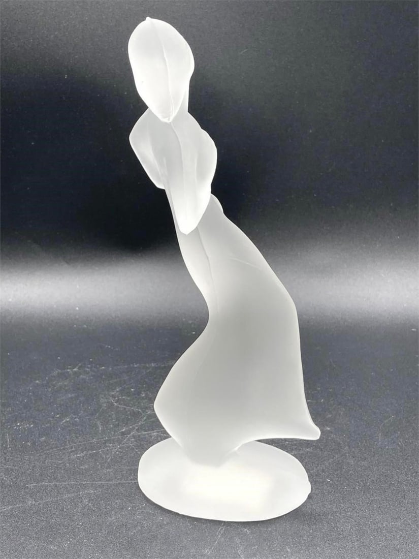 1930s Frosted Art Deco Dancing Lady Figurine - 8