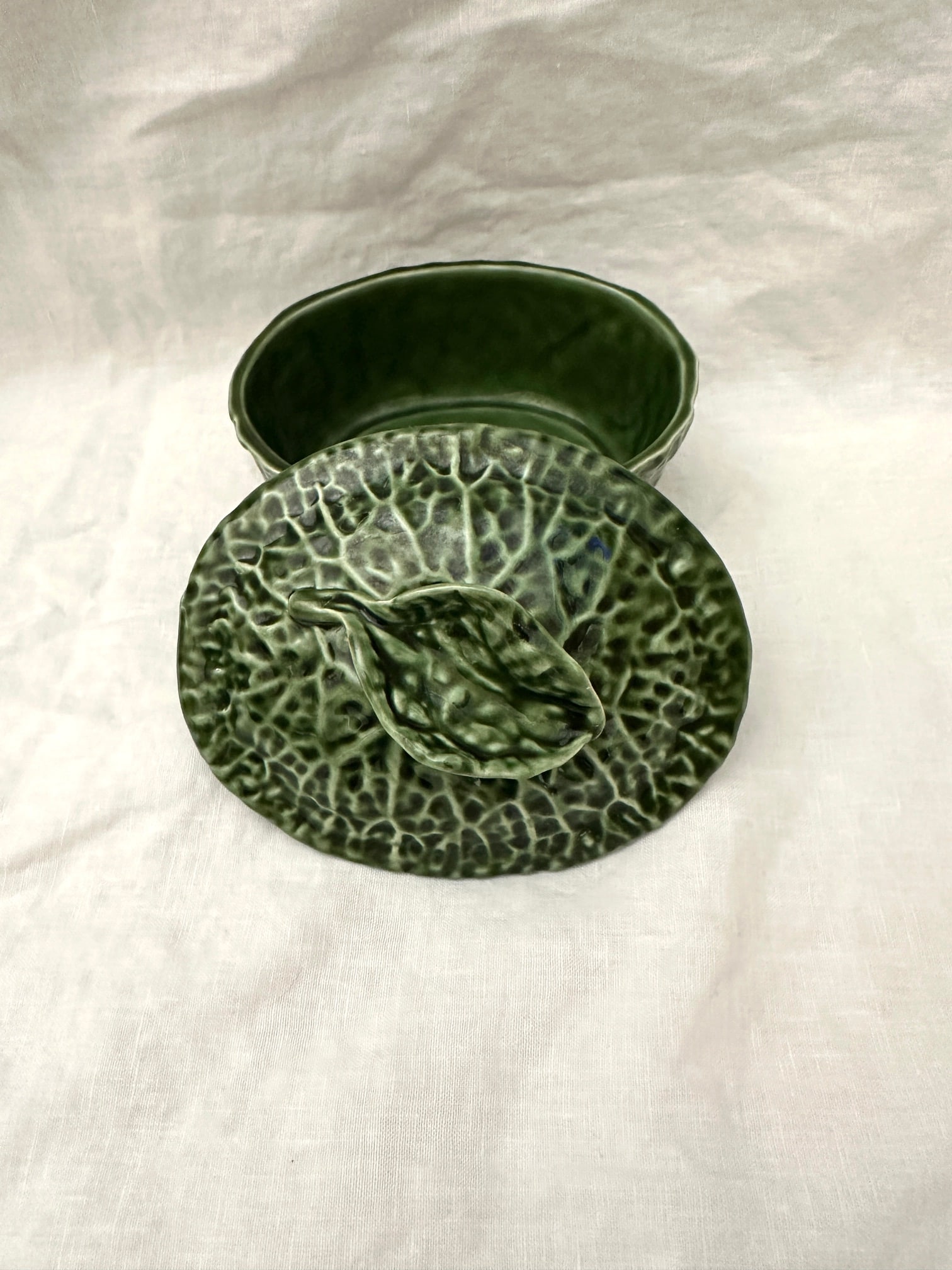 Vintage Olfaire Oval Covered Cabbage Leaf Dish - 2