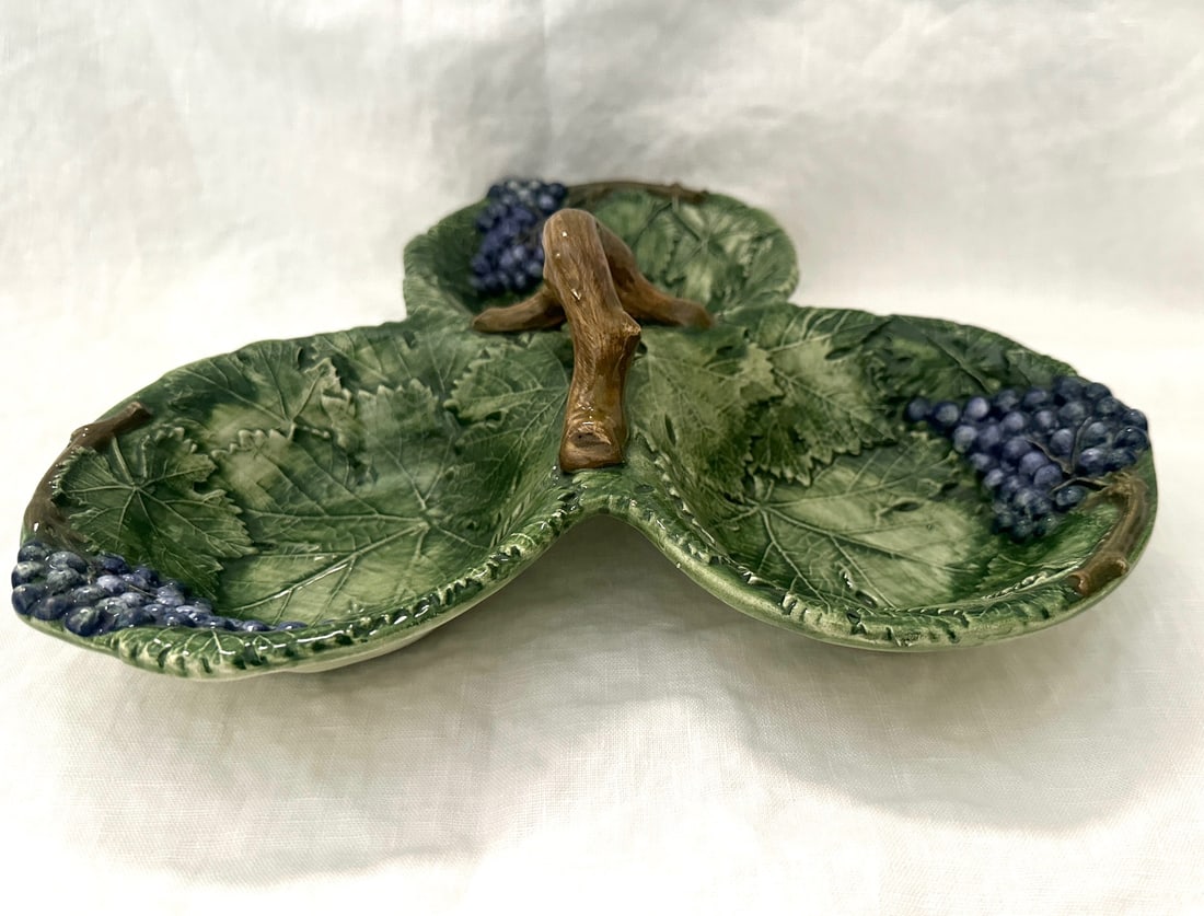 Green Grape Leaf Divided Dish - 3