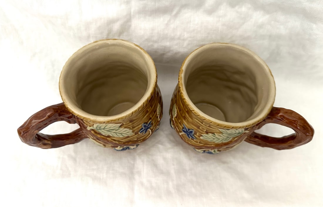 Vintage Set of 2 Majolica Blueberries/Basketweave Mugs - 3