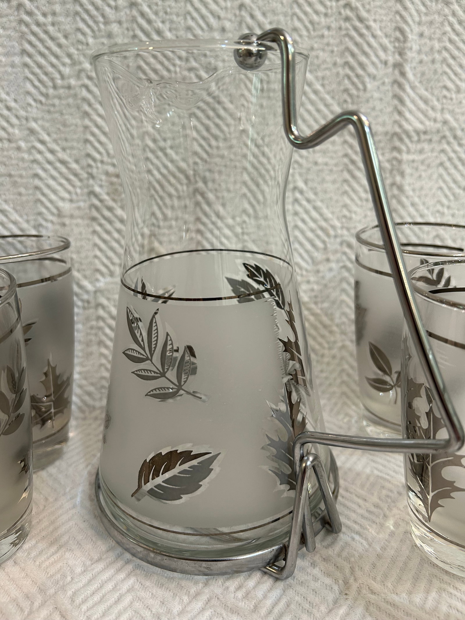 Mid 20th Century Libbey "Silver Leaf" Glassware Set - 8 Pieces - 4