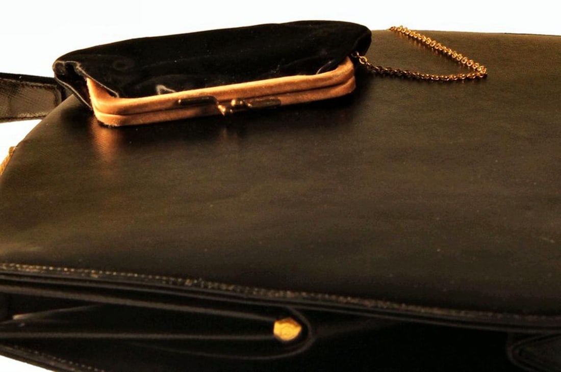 1960's Dorian Textured Black Leather Kelly Bag - 6