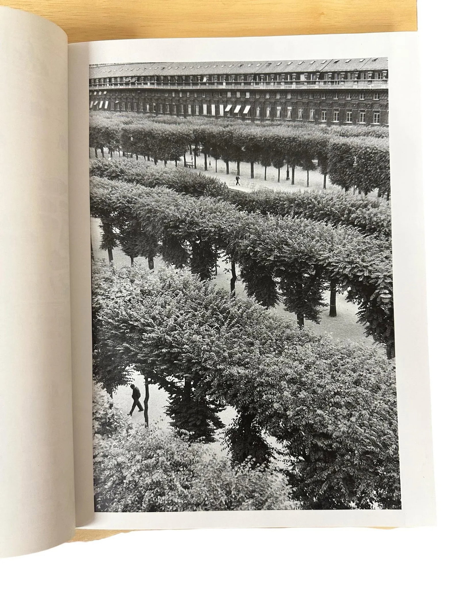 1983 First Edition Paris Hardcover Coffee Table Book John Russell - 5