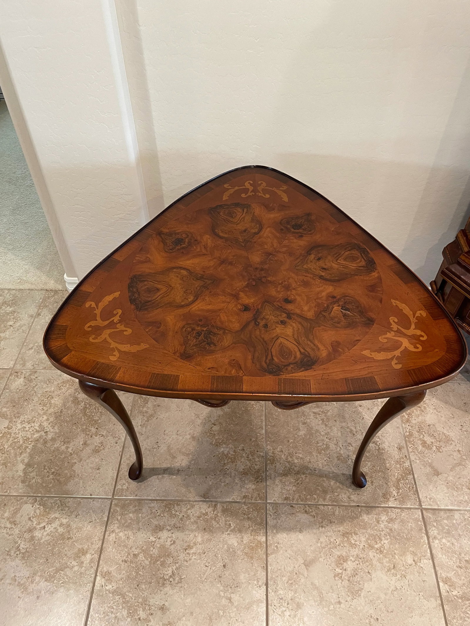 End Table Inlaid Wood Marquetry Style - 4