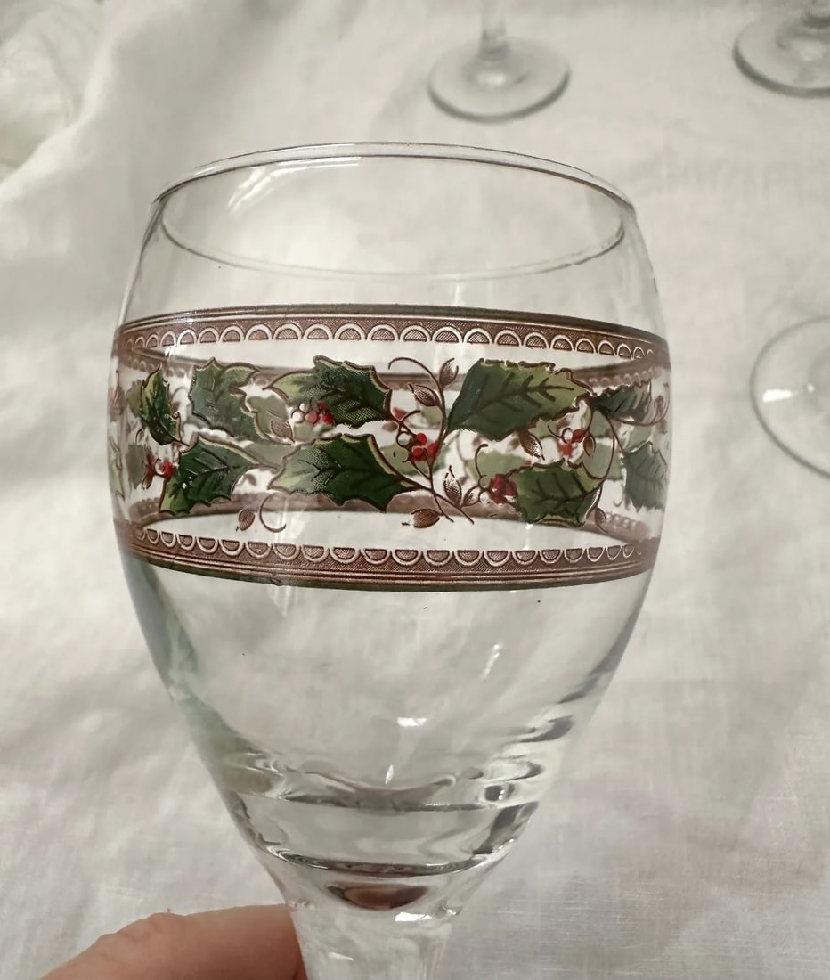 Vintage "Holly Holiday" Holly Berries Wine Glasses-Set of 6 - 3