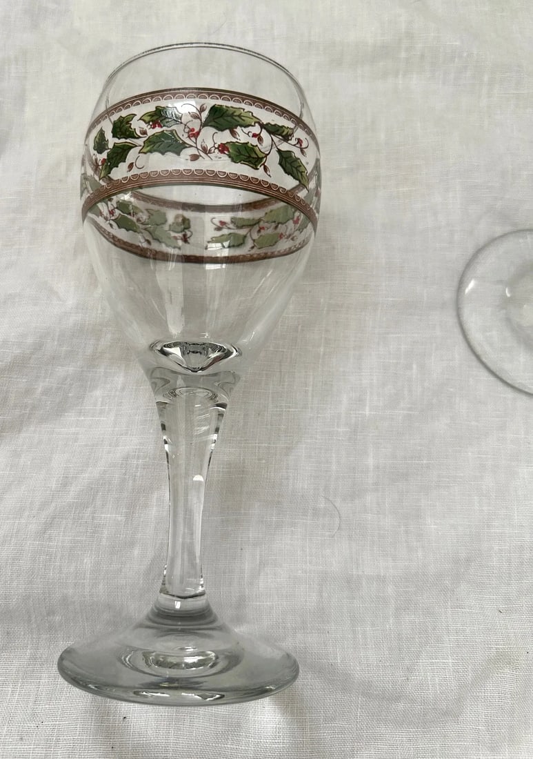 Vintage "Holly Holiday" Holly Berries Wine Glasses-Set of 6 - 6