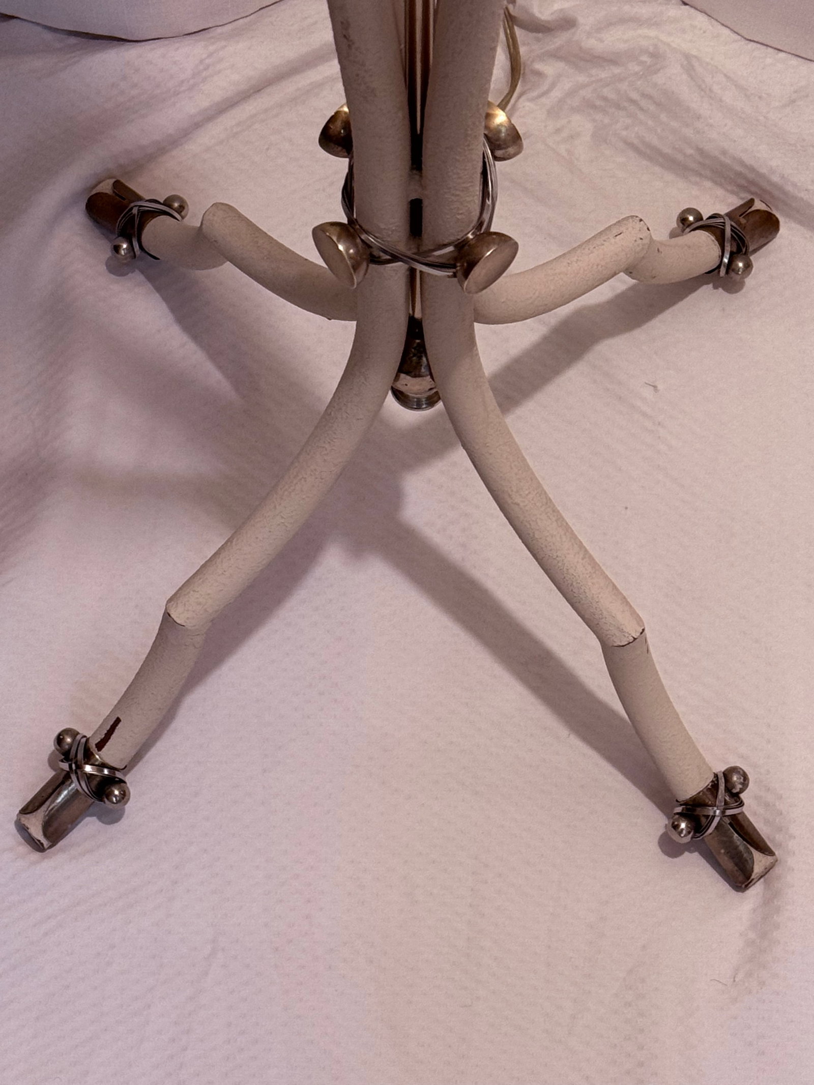 Vintage Hart Associates Post-Modern Brass & Metal Floor Lamp With Black Shade and Cream Painted Legs - 11