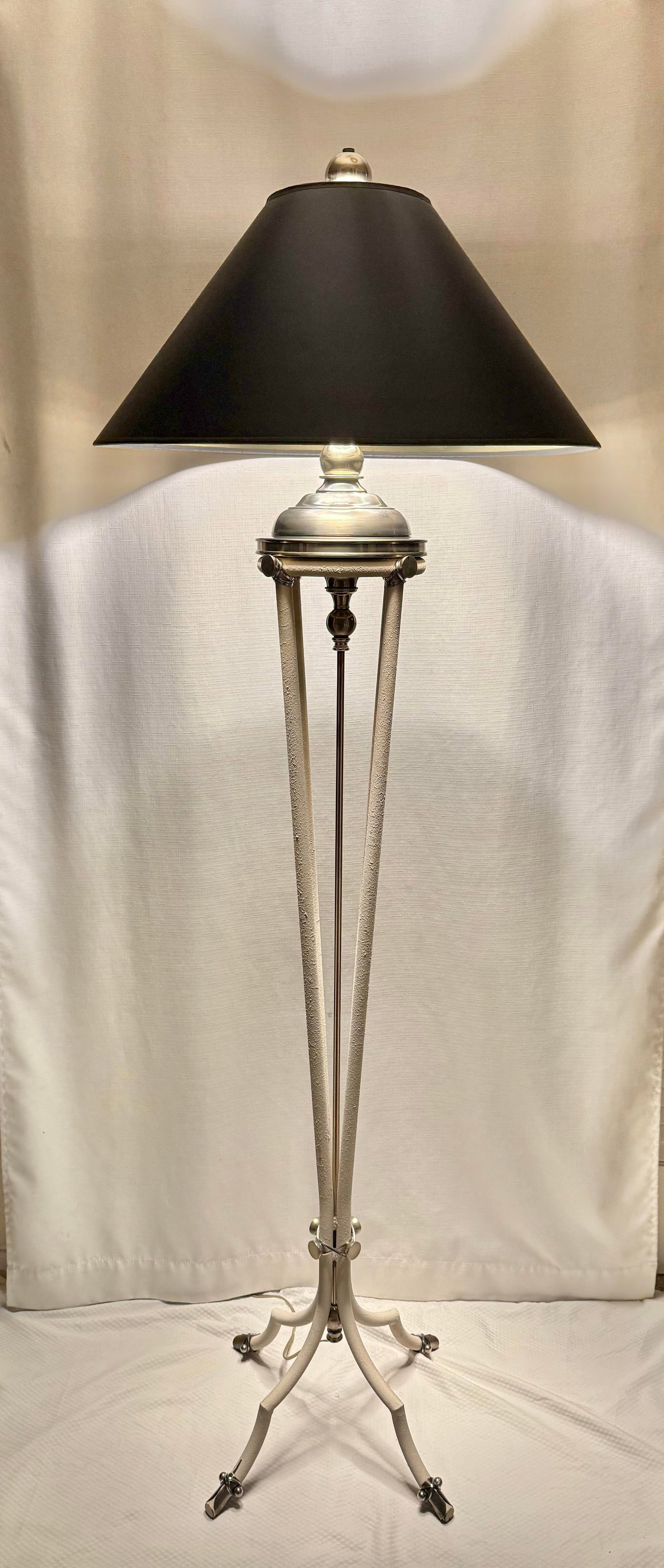 Vintage Hart Associates Post-Modern Brass & Metal Floor Lamp With Black Shade and Cream Painted Legs - 2