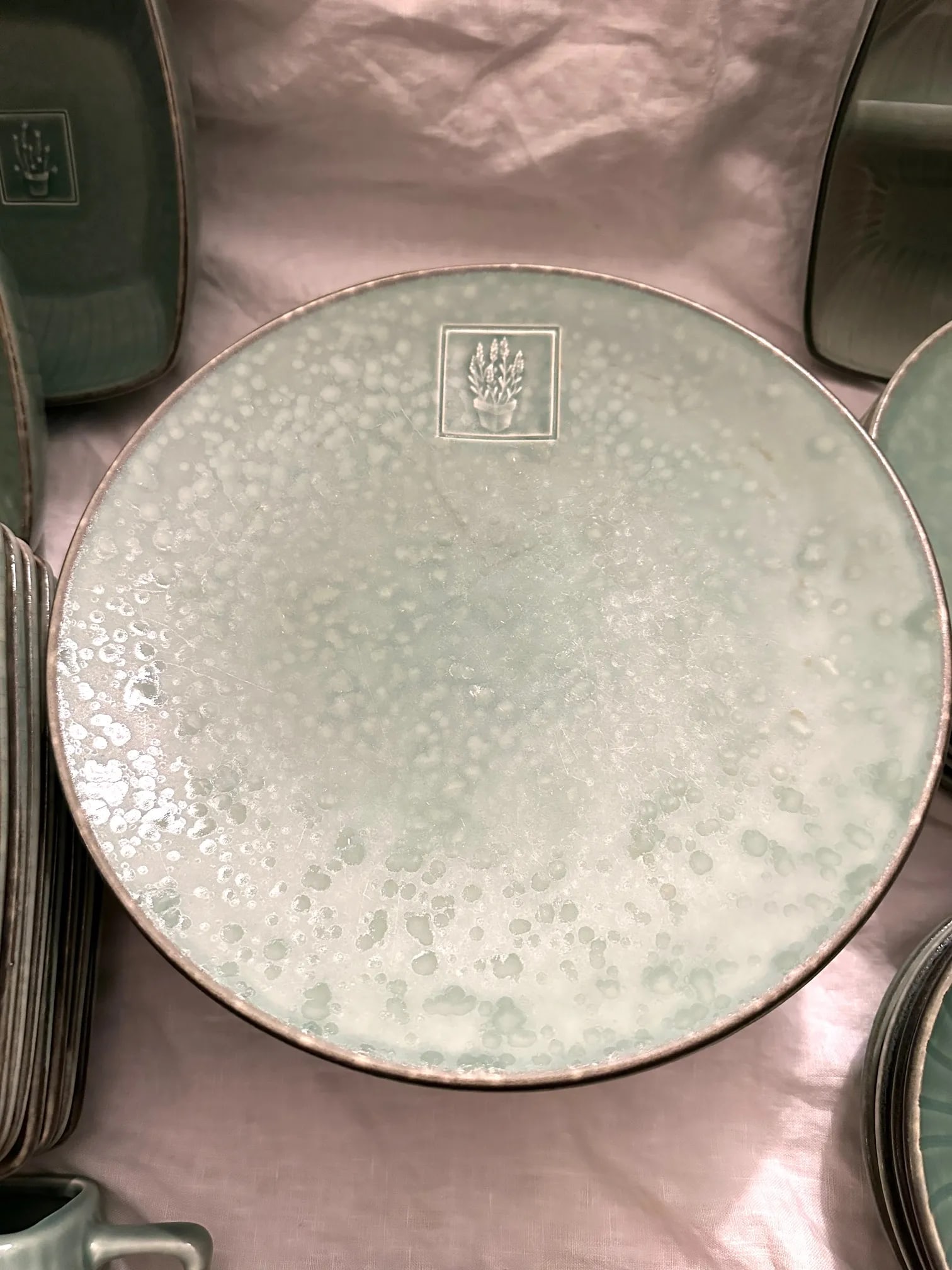 Vintage Pfaltzgraff "Naturewood Serenity Green" Stoneware Set of 34 - 8