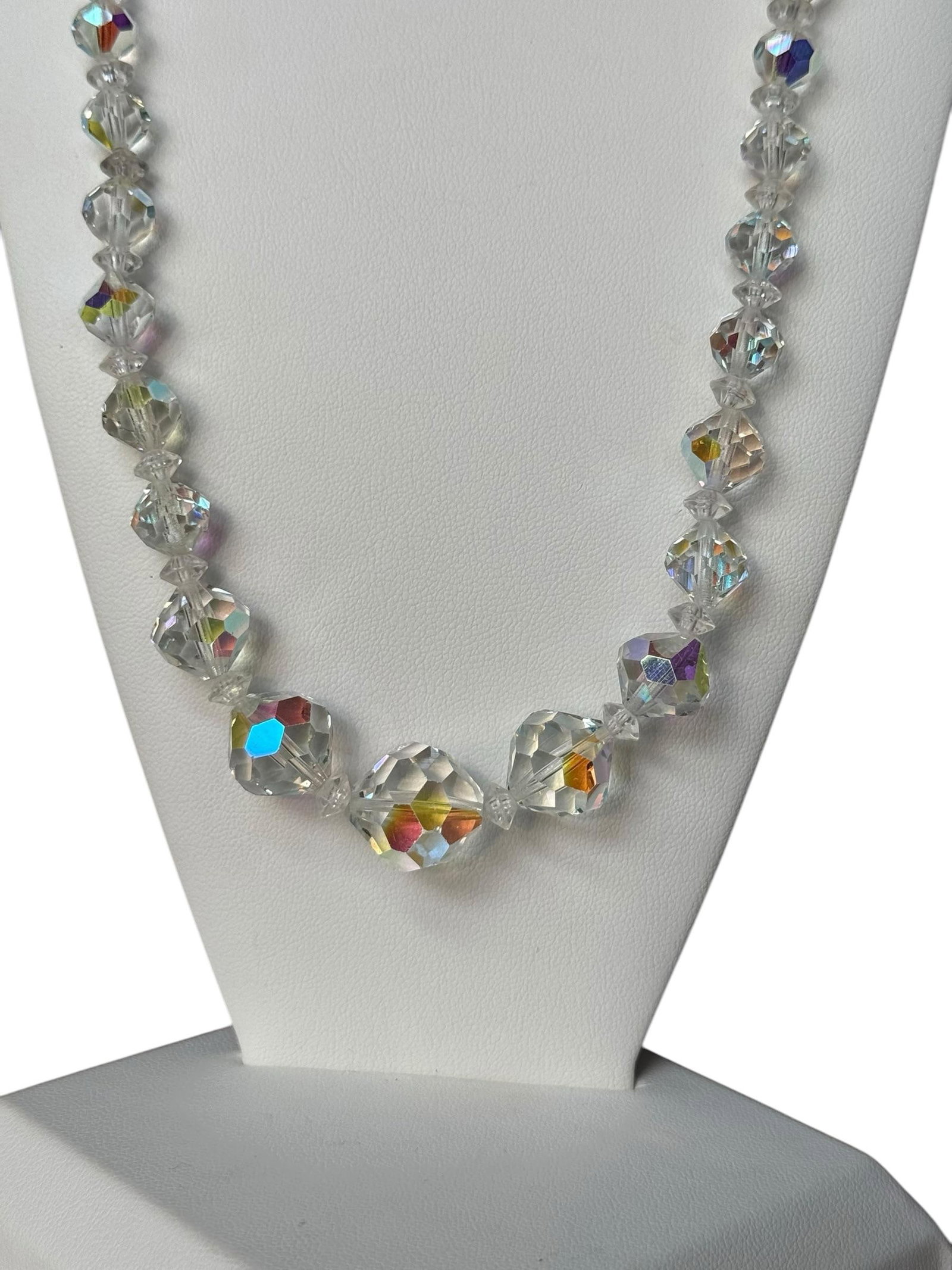 Mid 20th Century Vintage Aurora Borealis Graduated Beaded Necklace - 4