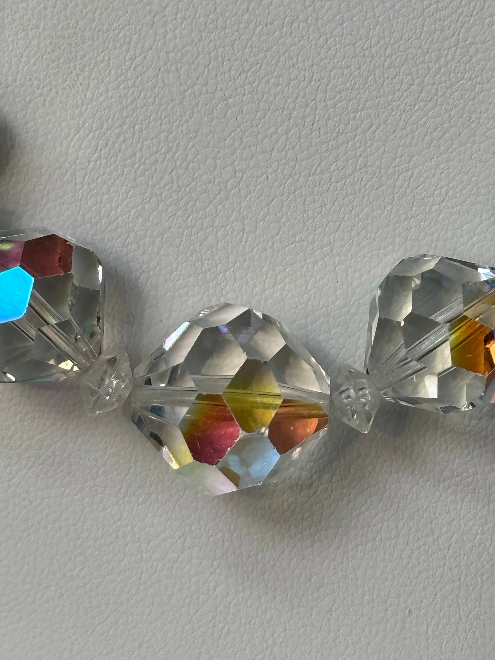 Mid 20th Century Vintage Aurora Borealis Graduated Beaded Necklace - 7