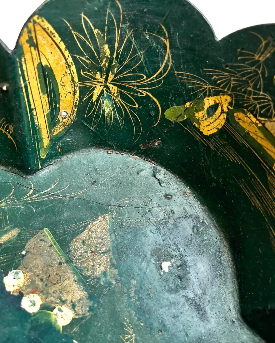 19th Century English Victorian Papier Mache Inlay & Gold Leaf Dust Pan - 3