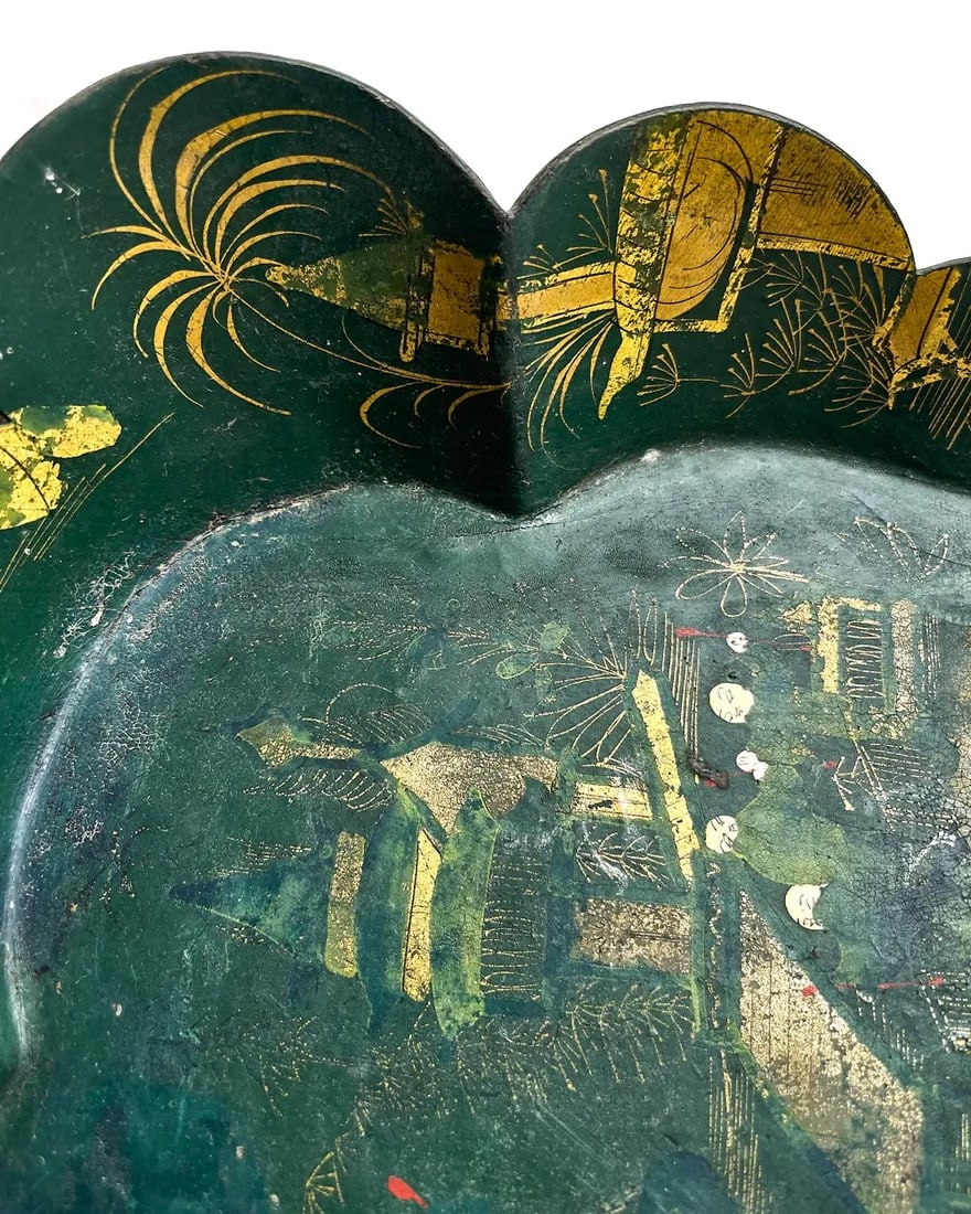 19th Century English Victorian Papier Mache Inlay & Gold Leaf Dust Pan - 7