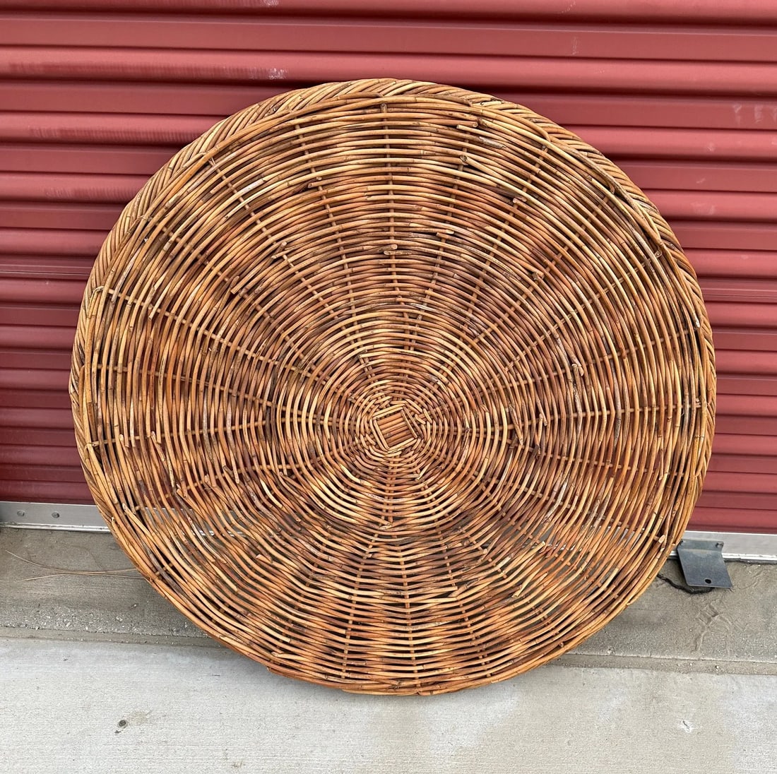 Extra Large Rustic Wicker 3ft Round Tray - 2