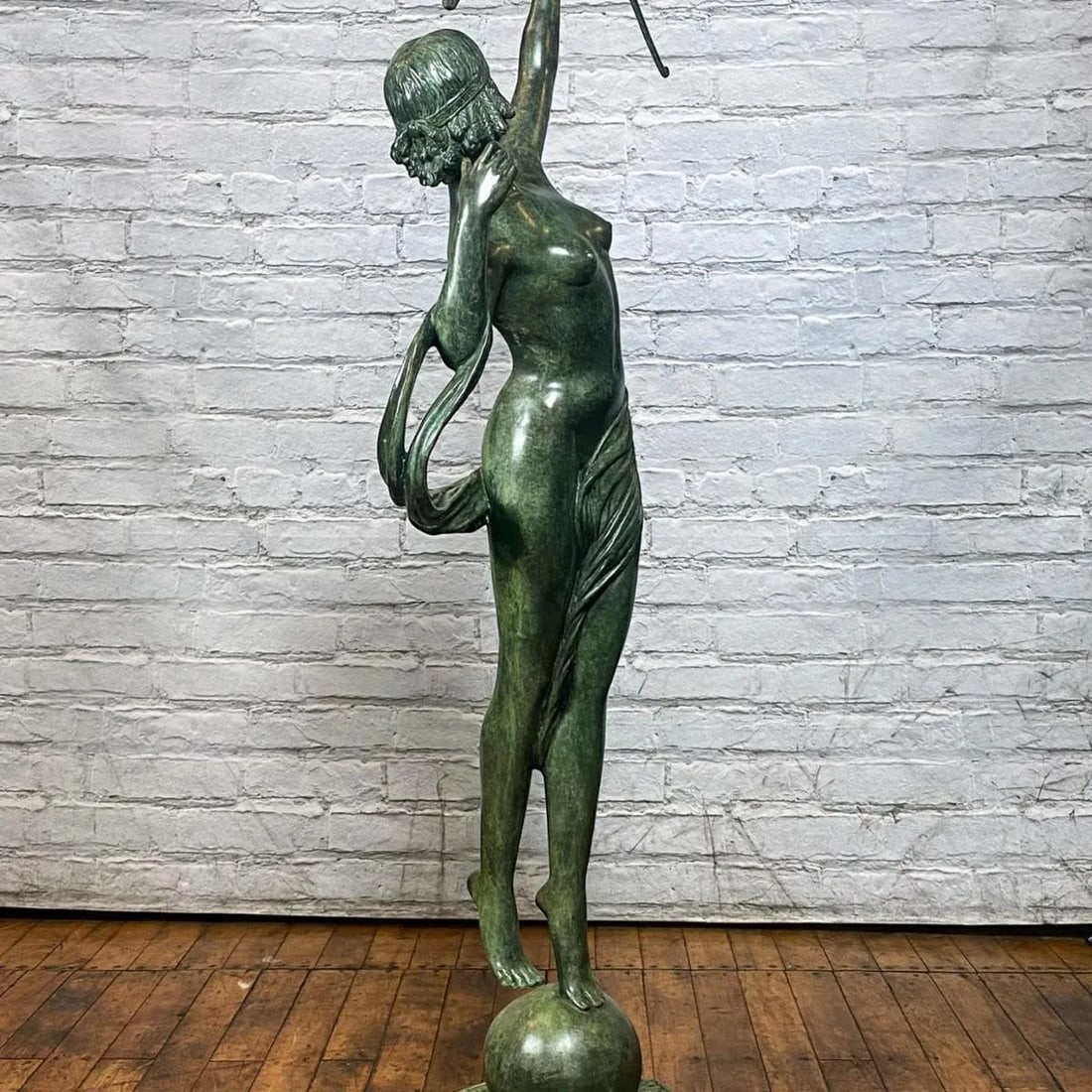 Greco-Roman Bronze Statue of Goddess Diana the Hunter - 7